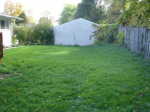 2101 Riverside Ct, Lansing, MI 48906 photo 20