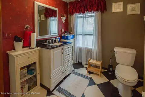 6385 W Reynolds Rd, Haslett, MI 48840 photo 11