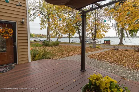 6385 W Reynolds Rd, Haslett, MI 48840 photo 7