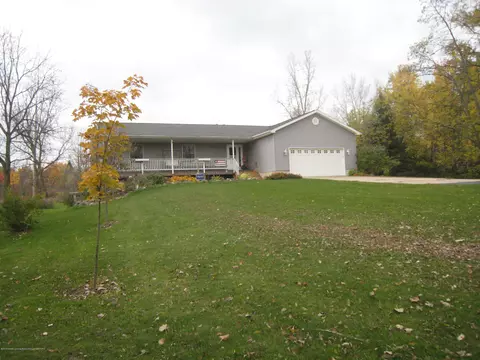 5604 Clark Rd, Bath, MI 48808 photo 1