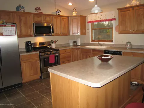 5604 Clark Rd, Bath, MI 48808 photo 13