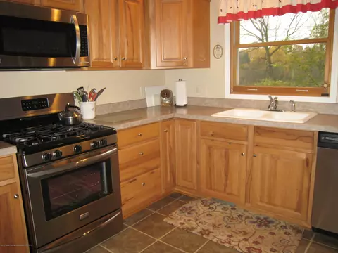 5604 Clark Rd, Bath, MI 48808 photo 14