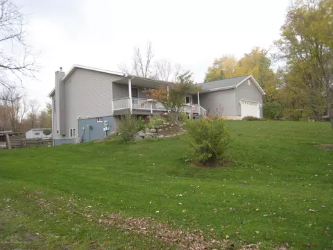 5604 Clark Rd, Bath, MI 48808 photo 3