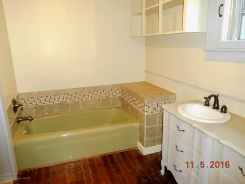 207 N Scott St, Dewitt, MI 48820 photo 5