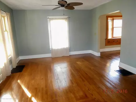 207 N Scott St, Dewitt, MI 48820 photo 2