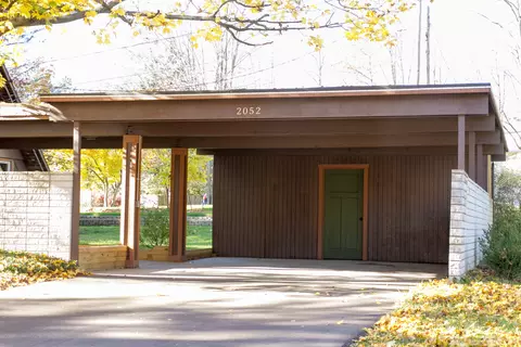 2052 Tomahawk, Okemos, MI 48864 photo 31