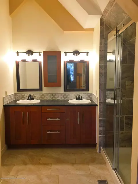 2052 Tomahawk, Okemos, MI 48864 photo 26