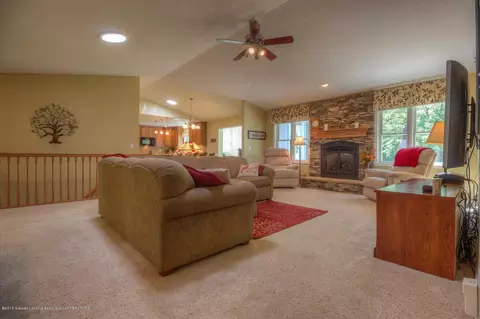 9840 Faust, Dewitt, MI 48820 photo 5