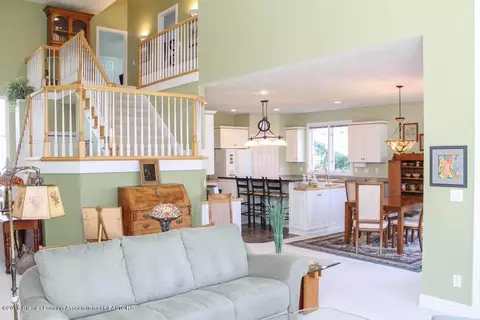 5184 Clark Rd, Lansing, MI 48906 photo 6