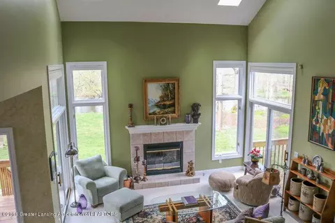 5184 Clark Rd, Lansing, MI 48906 photo 9