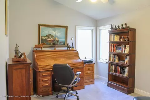 5184 Clark Rd, Lansing, MI 48906 photo 28