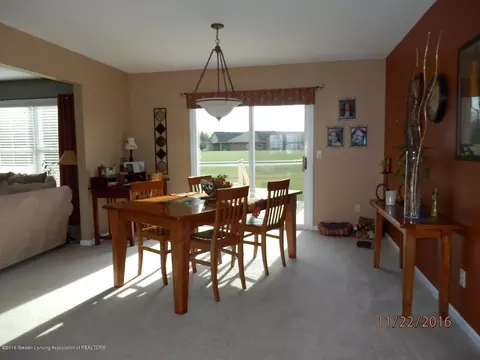 409 Daisy Dr, Saint Johns, MI 48879 photo 8