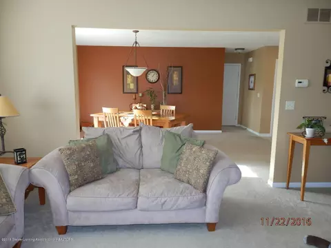 409 Daisy Dr, Saint Johns, MI 48879 photo 6