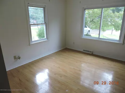 6929 Cooper Rd, Lansing, MI 48911 photo 7