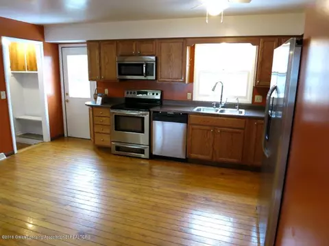 13025 S Francis Rd, Dewitt, MI 48820 photo 11