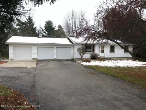 13025 S Francis Rd, Dewitt, MI 48820 photo 2