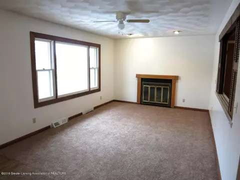 13025 S Francis Rd, Dewitt, MI 48820 photo 9
