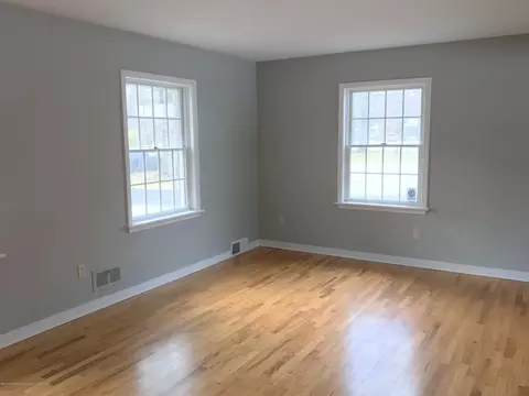 4590 Arrowhead Rd, Okemos, MI 48864 photo 3