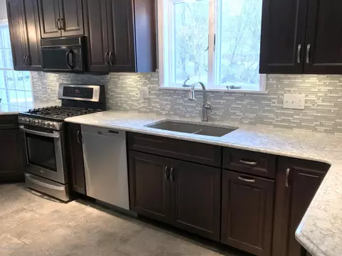 4590 Arrowhead Rd, Okemos, MI 48864 photo 5