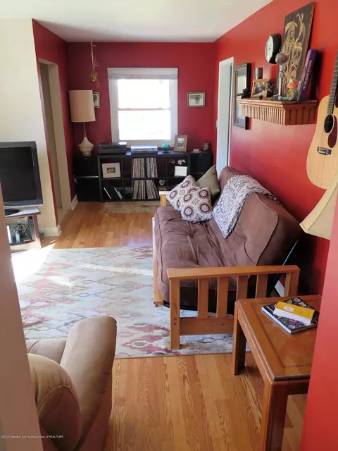 5576 Coral Way, Haslett, MI 48840 photo 18