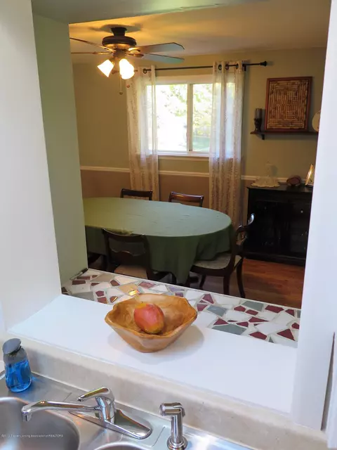 5576 Coral Way, Haslett, MI 48840 photo 10