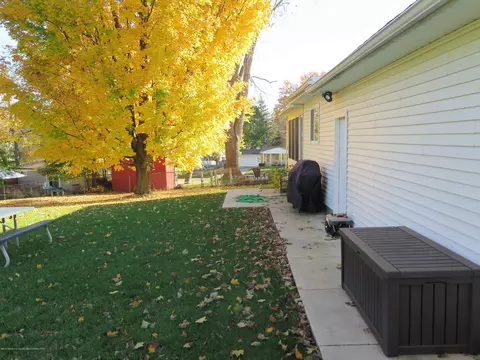 5576 Coral Way, Haslett, MI 48840 photo 36