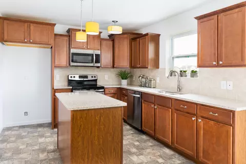 1689 Juniper Pl, Holt, MI 48842 photo 3