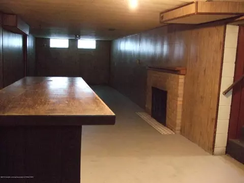 2908 Delta St, Lansing, MI 48906 photo 9