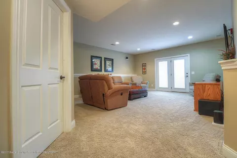 1079 Oakwood Dr, Dewitt, MI 48820 photo 11