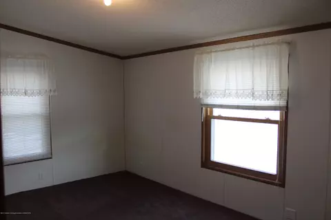 5594 S Corey, Perry, MI 48872 photo 13