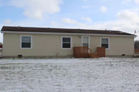 5594 S Corey, Perry, MI 48872 photo 1