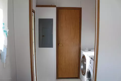 5594 S Corey, Perry, MI 48872 photo 17