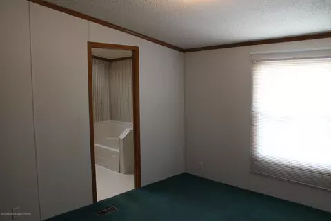 5594 S Corey, Perry, MI 48872 photo 10