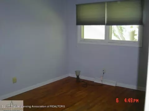 1840 Maple St, Holt, MI 48842 photo 12
