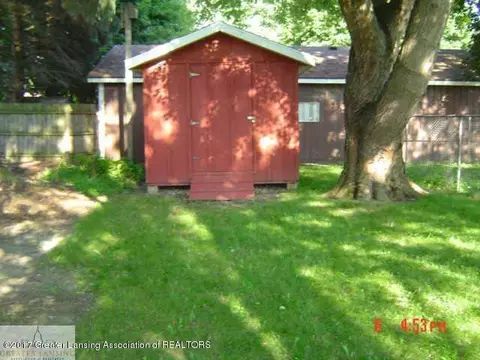 1840 Maple St, Holt, MI 48842 photo 23