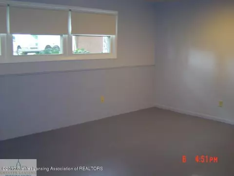 1840 Maple St, Holt, MI 48842 photo 18