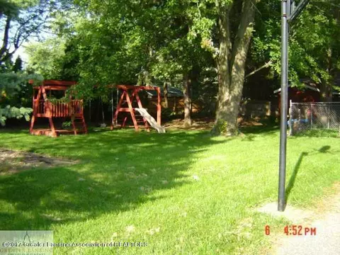 1840 Maple St, Holt, MI 48842 photo 21