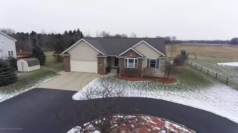 3799 S Dewitt Rd, Saint Johns, MI 48879 photo 1