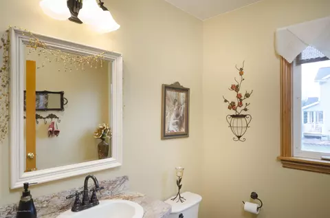 3799 S Dewitt Rd, Saint Johns, MI 48879 photo 12