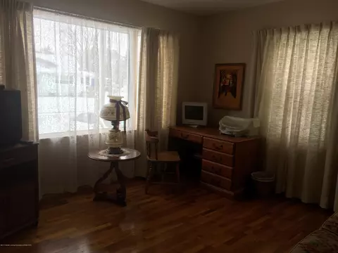 220 E Rouse St, Lansing, MI 48910 photo 4
