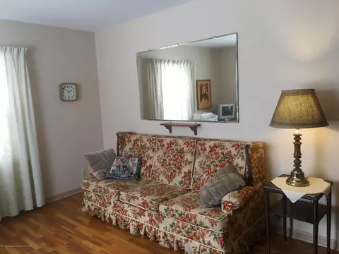 220 E Rouse St, Lansing, MI 48910 photo 2