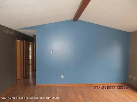 13311 Heather Ln, Perry, MI 48872 photo 5