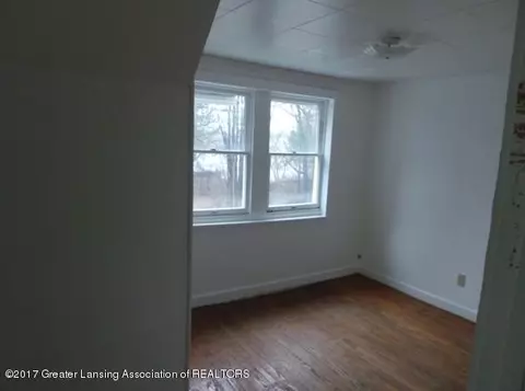 925 Maycroft St, Lansing, MI 48917 photo 12