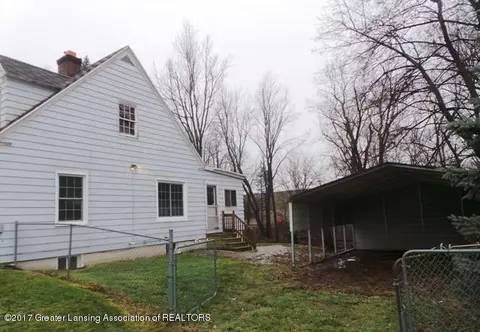925 Maycroft St, Lansing, MI 48917 photo 4