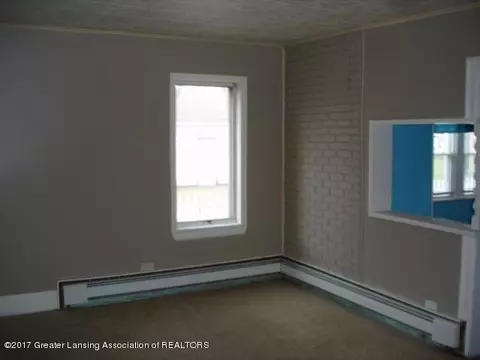 711 E Higham, Saint Johns, MI 48879 photo 5