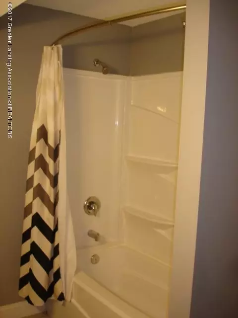 711 E Higham, Saint Johns, MI 48879 photo 14