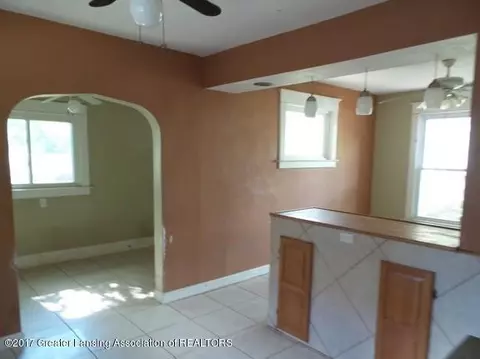 1712 Todd Ave, Lansing, MI 48910 photo 10