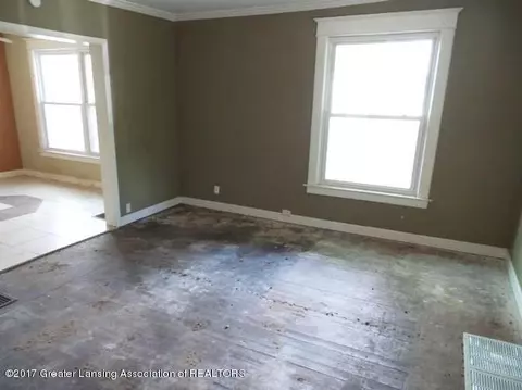 1712 Todd Ave, Lansing, MI 48910 photo 4