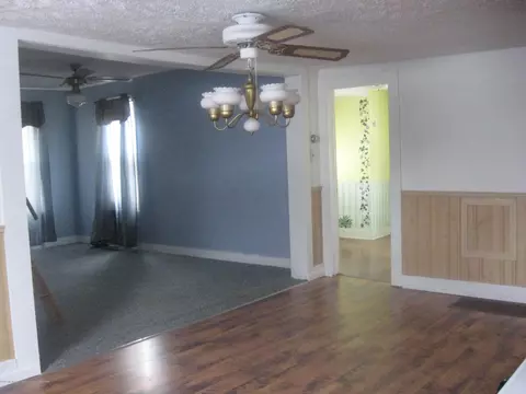 237 E Hamlin St, Eaton Rapids, MI 48827 photo 8