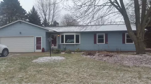 1147 Winding Brook Rd, Dewitt, MI 48820 photo 1